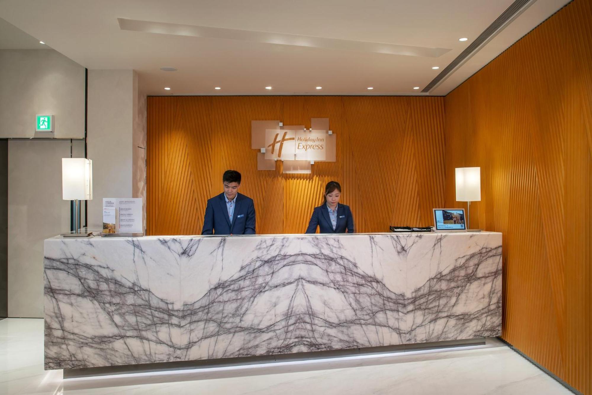 Holiday Inn Express Hong Kong Kowloon Cbd2 By Ihg Exterior foto